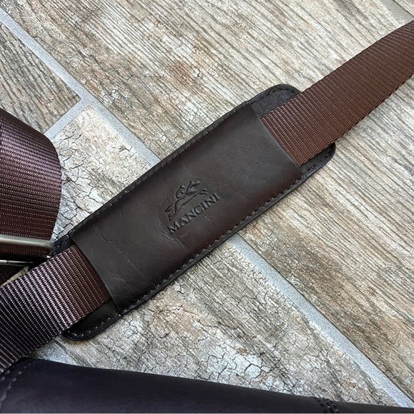 NWT! Mancini 100% Leather, Flap Messenger Bag for Laptops and Tablets, Brown - Picture 4 of 13
